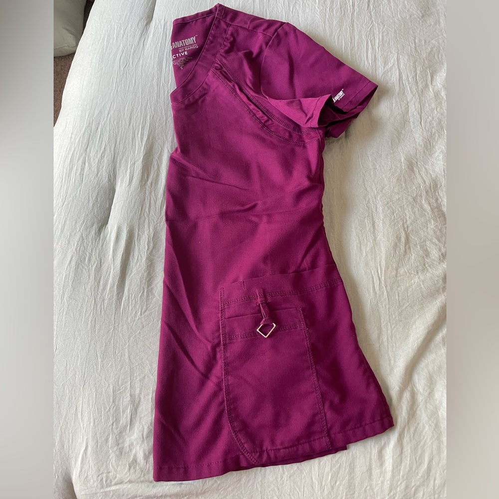 Maroon Grey’s Anatomy scrub top - size small